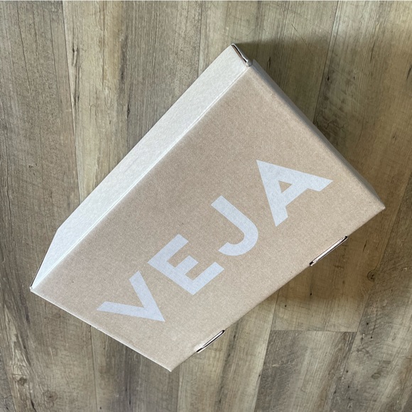 Veja | New Venturi Sneakers Desert/Lavender - Picture 7 of 10